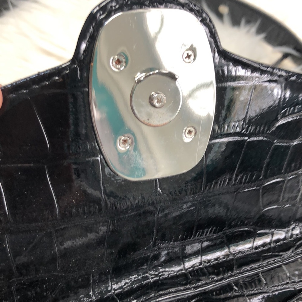 Guess Black Croc-Embossed Shoulder Bag with Silver Hardware - Picture 4 of 16